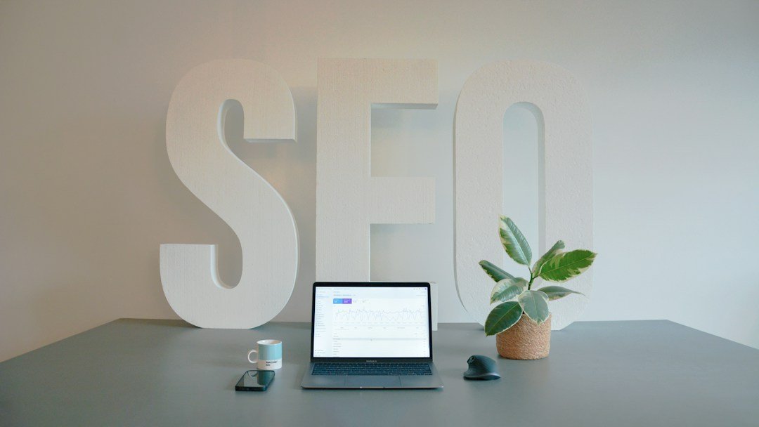 SEO workspace representing quality backlinks and link-building strategies by Digit Revolt